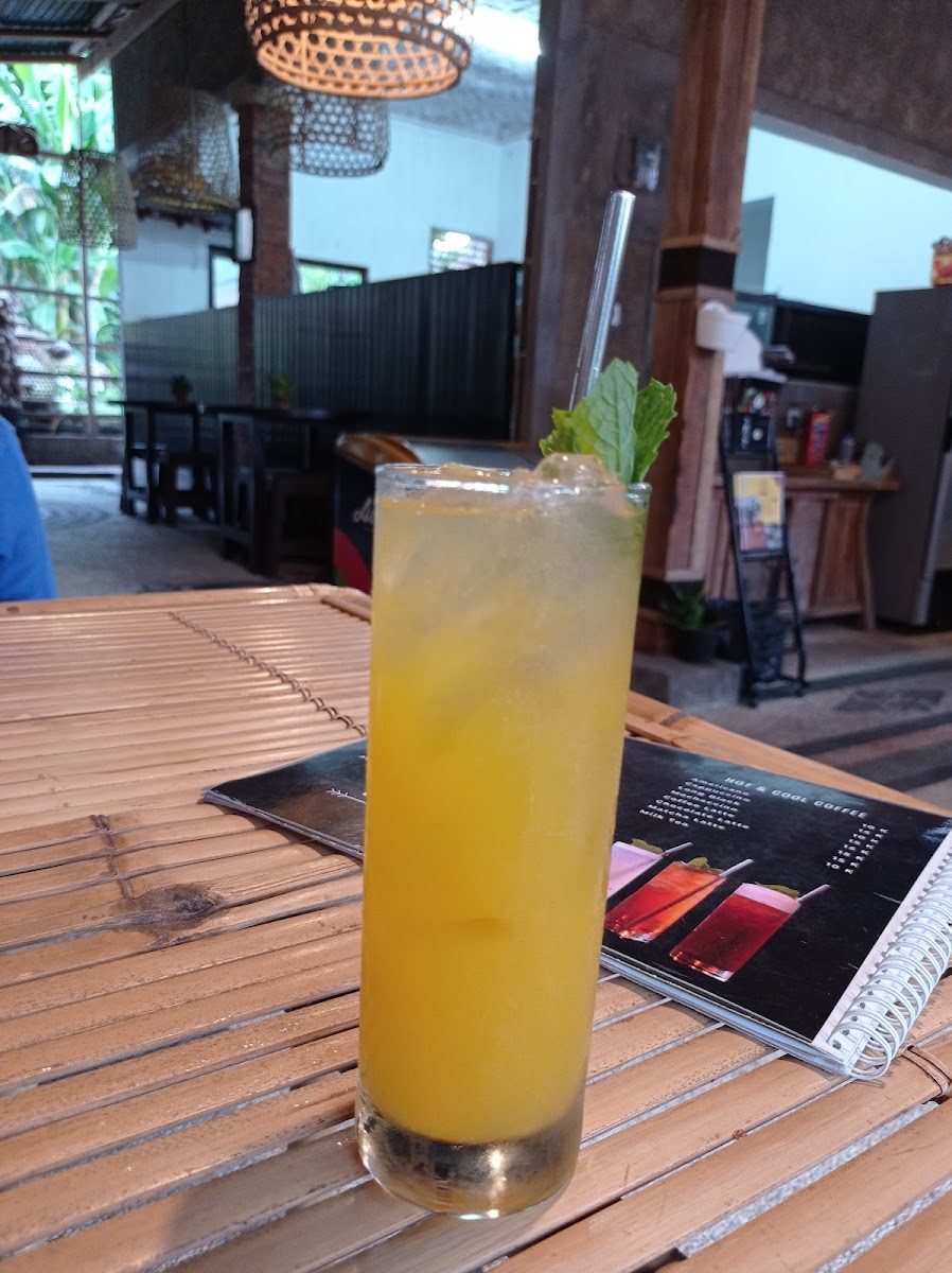 Warung Batas Kota Karangasem-10